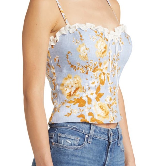 Reformation Skylar Top in Heavenly print - Picture 3 of 5